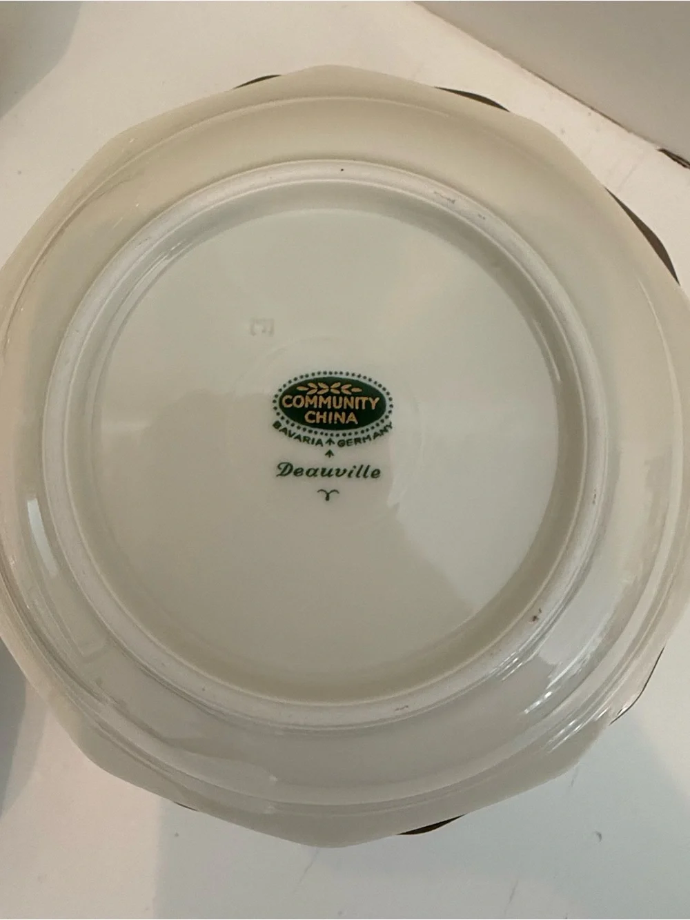 Community China Deauville Bavaria Berry Dessert Bowl Art Deco Platinum Trim 5.5”